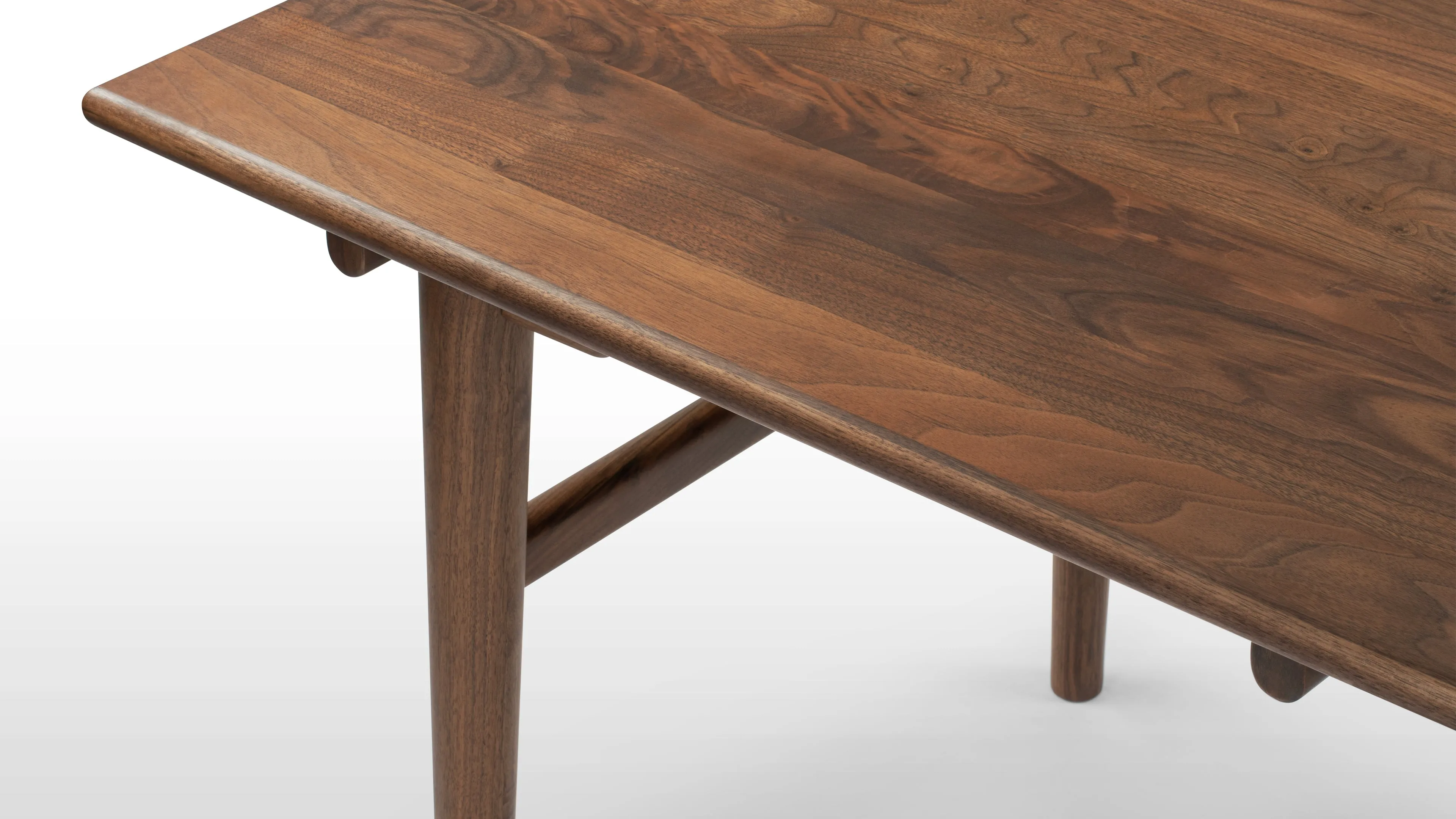 CH327 - CH327 Dining Table, Walnut