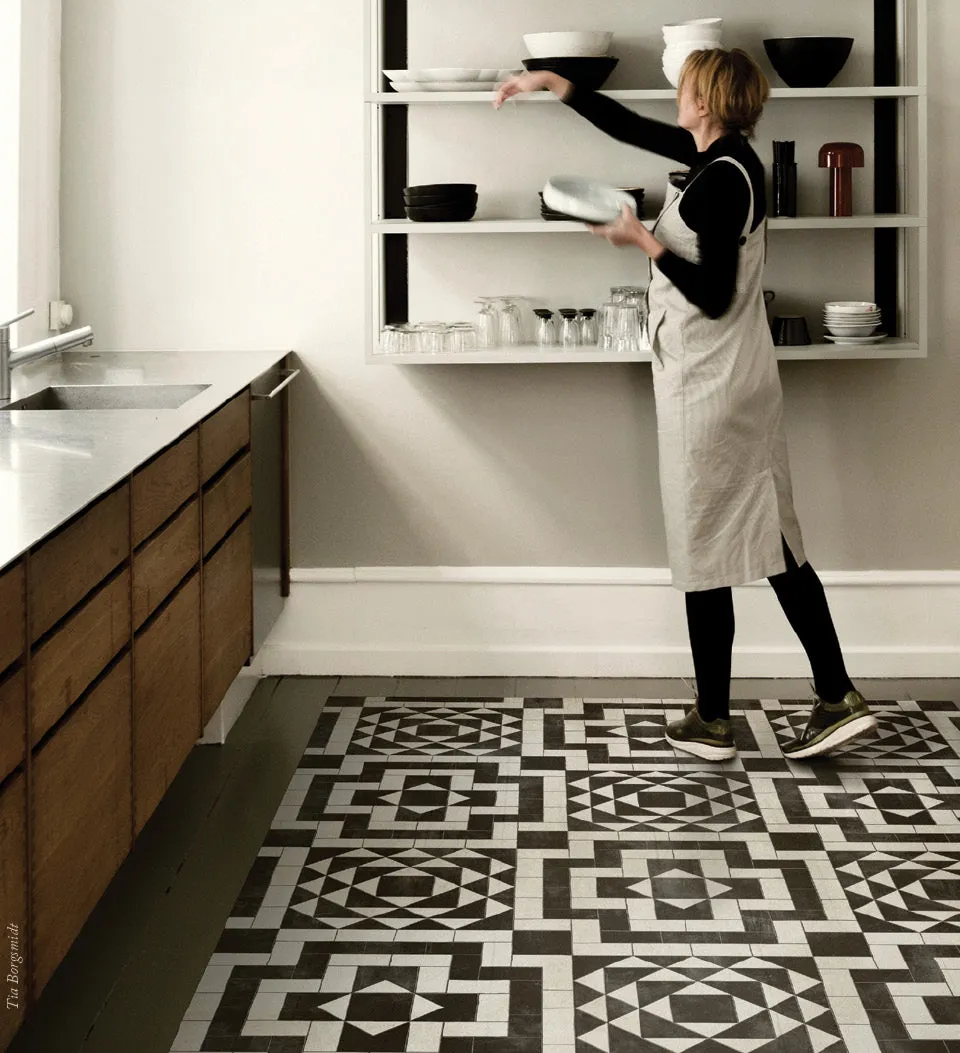 Geometric Antique Tile Vinyl rug