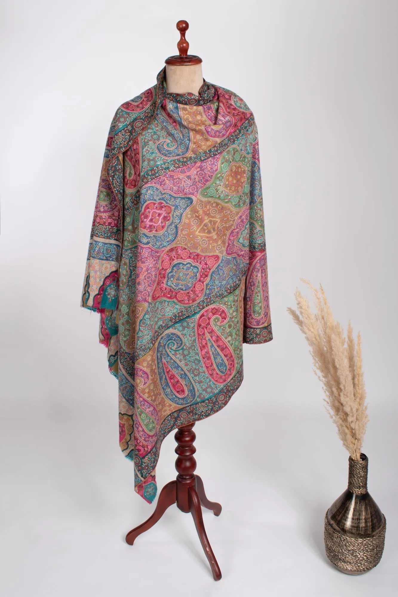 Hand Embroidered Pashmina with Paisley Motifs - PUSHKAR