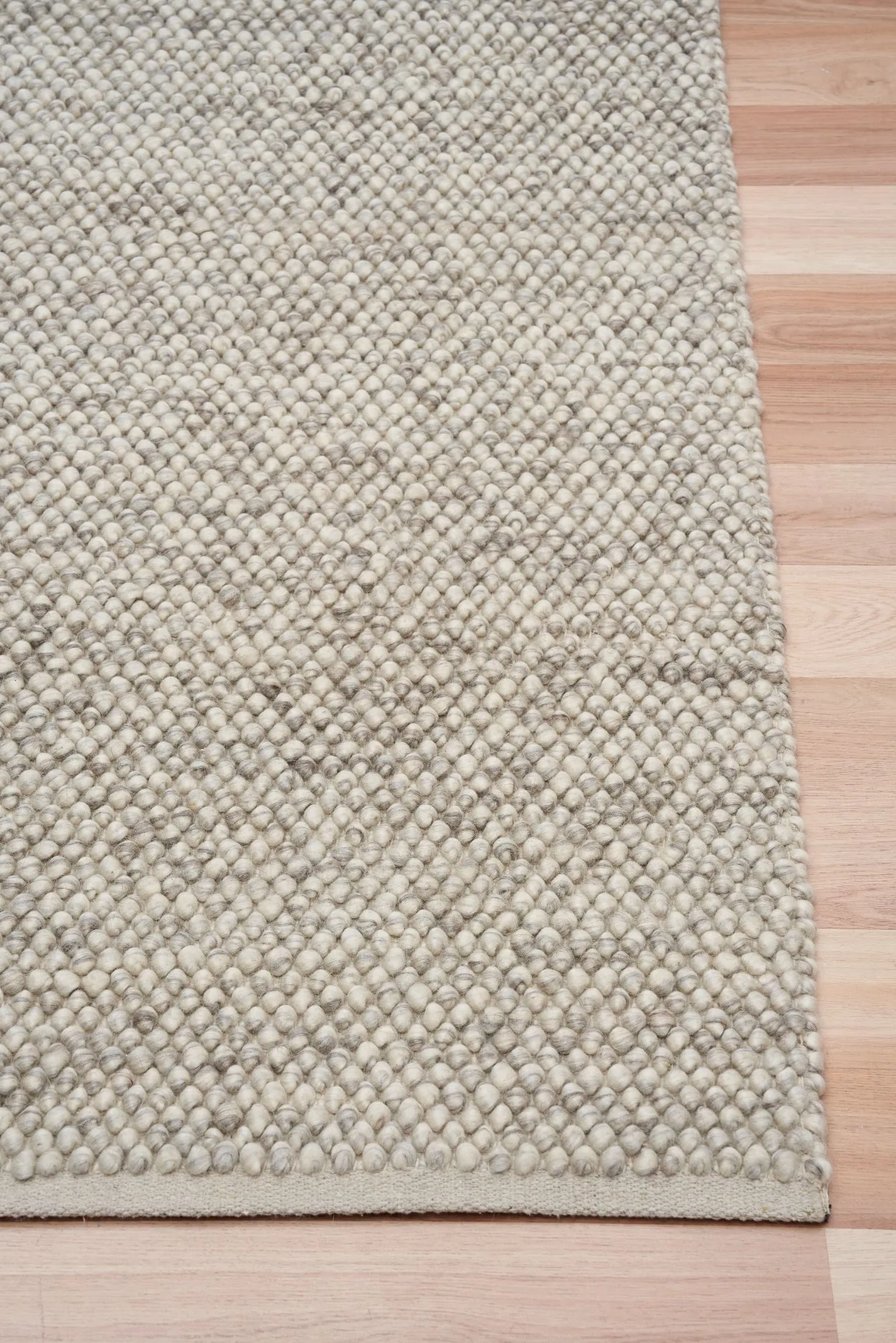 Murmur Wool Rug - Silver