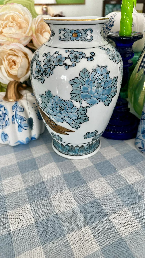 Vintage Imari Vase-Chinoiserie